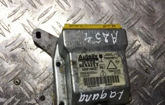 Renault Laguna II Airbag control unit/module 8200148227 550758700