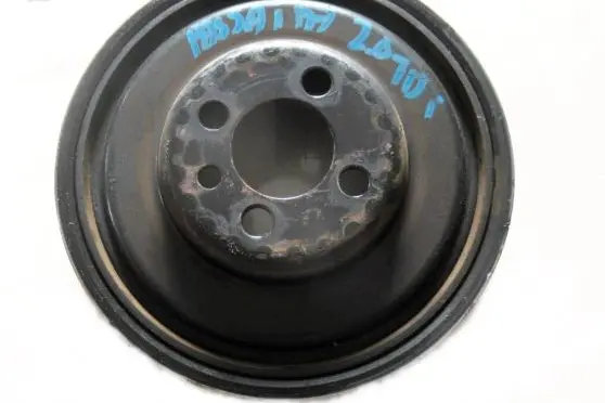 Volkswagen PASSAT B7 Crankshaft pulley 038105245M