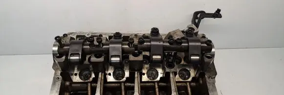 Volkswagen Golf V Engine head 