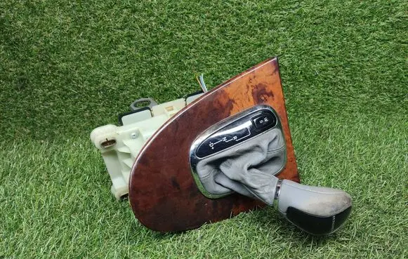 Mercedes-Benz CLK A209 C209 Gear selector A2032676024 021870932