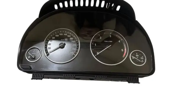 BMW 5 F10 F11 Speedometer (instrument cluster) 9249345