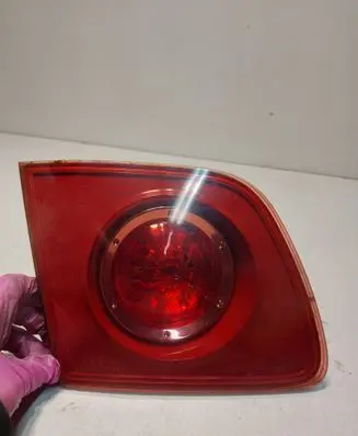 Mazda 3 I Tailgate rear/tail lights P2775L E1100639