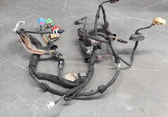 Audi A3 S3 8L Front door wiring loom 8l1971035t