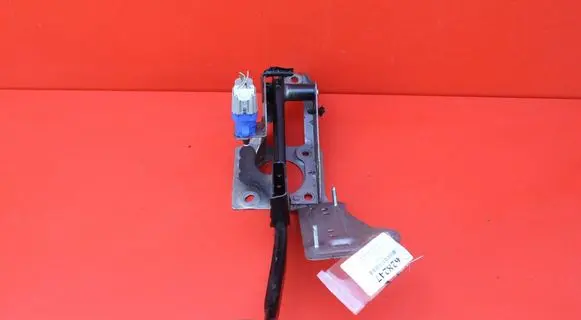 Ford Focus Accelerator throttle pedal BV61-2467-GB