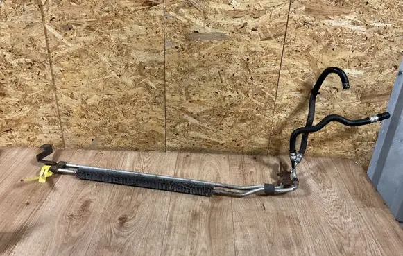 Volvo V70 Power steering radiator 31202354