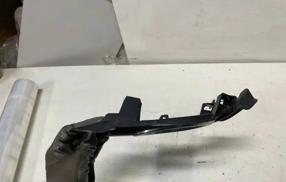 Mercedes-Benz C W204 Front bumper lower grill A2048852523