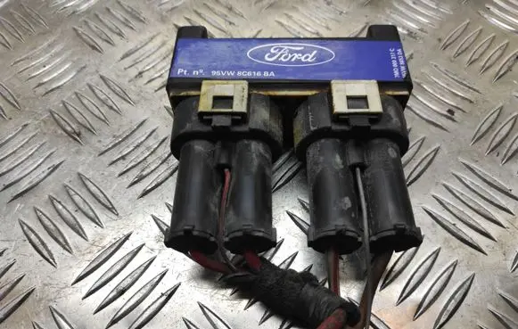 Ford Galaxy Coolant fan relay 7MO000317C 95VW8653DA