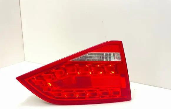 Audi A4 S4 B8 8K Tailgate rear/tail lights