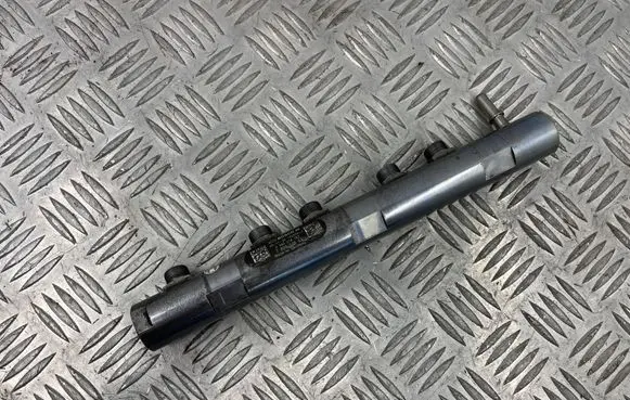 BMW 3 E90 E91 Fuel main line pipe 0445214183 019241411 7809128