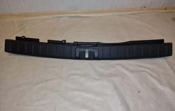Lexus RX 450H Trunk/boot sill cover protection 583870E070