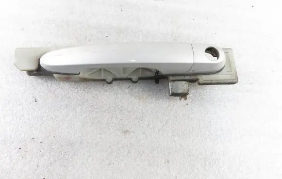 Hyundai Tucson JM Front door exterior handle