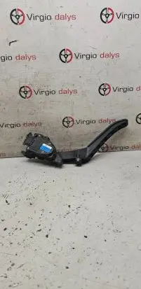 Volkswagen Touareg I Accelerator throttle pedal 7L6723507A 7L6727502AA