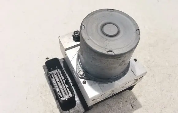 BMW 5 E60 E61 ABS Pump 0265236020