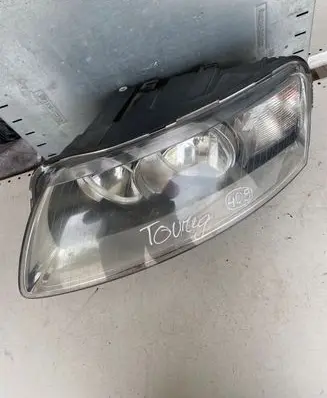 Volkswagen Touareg I Headlight/headlamp