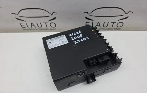 Mercedes-Benz S W221 Battery control module A2215400401 A2215458232 A2214420655