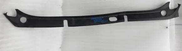 Tesla Model X Tailgate/trunk side cover trim 1062356-00-B