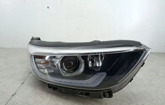 KIA Stonic Headlight/headlamp 92102H8