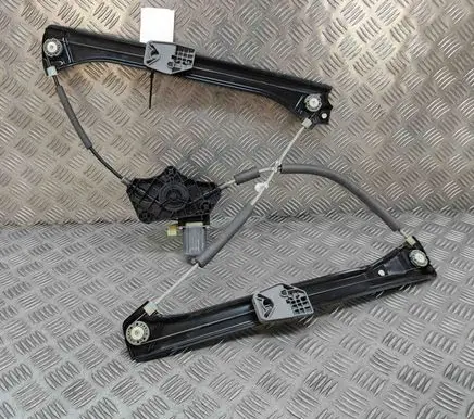 Skoda Superb B8 (3V) Front door electric window regulator 3V0837461A