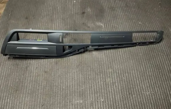 Citroen C5 Dash center air vent grill 9682359377 9682359677