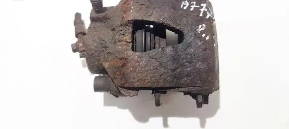 Volkswagen Jetta V Front brake caliper