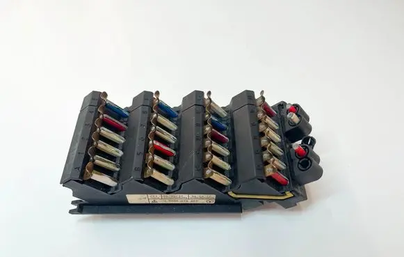 Mercedes-Benz SL R129 Fuse module A1295450001 1295450001