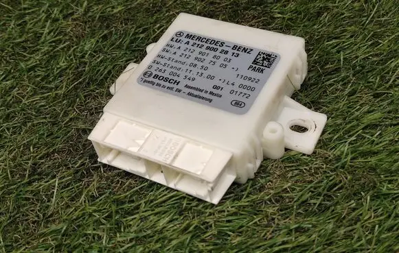Mercedes-Benz E W212 Parking PDC control unit/module A2129018003 A2129027505 0263004549