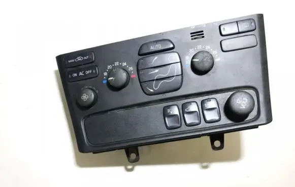 Volvo V70 Climate control unit 8691875 m3194400103