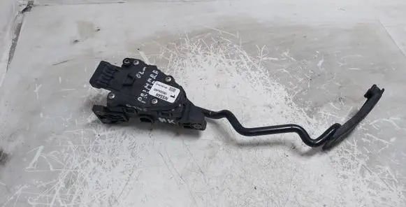 Nissan Primera Accelerator throttle pedal 18002AU400 6PV00862003 00862003