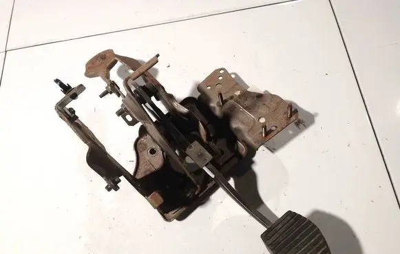 Citroen C4 I Brake pedal 