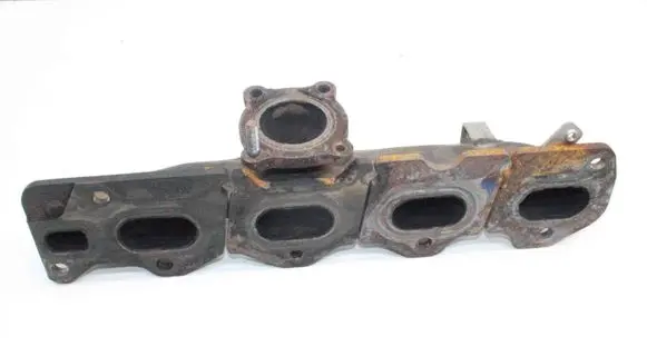 Ford Kuga I Exhaust manifold