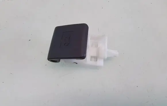 Toyota Corolla Verso E121 Engine bonnet (hood) release handle