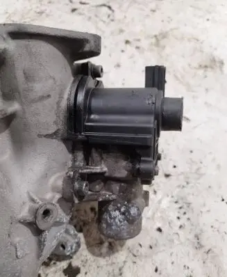 Audi A4 S4 B7 8E 8H EGR valve 038131501ad 038129713