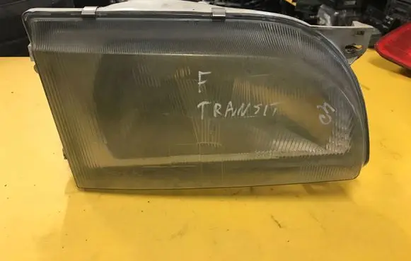 Ford Transit Headlight/headlamp