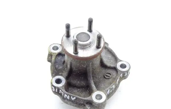 Suzuki Jimny Water pump
