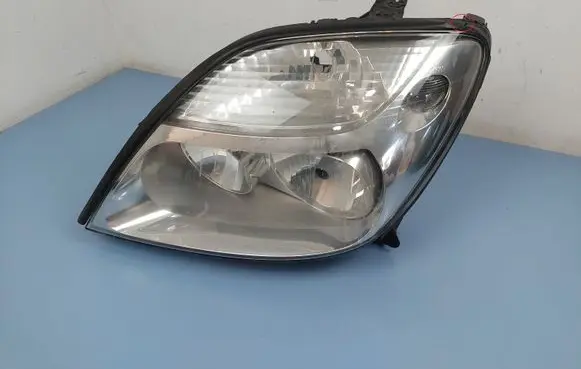 Renault Scenic I Headlight/headlamp 7701047605 89002990
