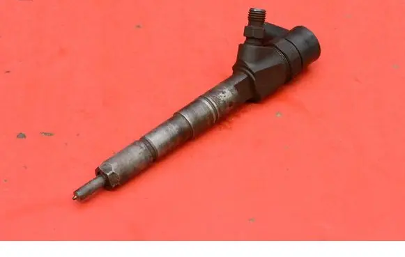 Opel Insignia A Fuel injector 0445110327