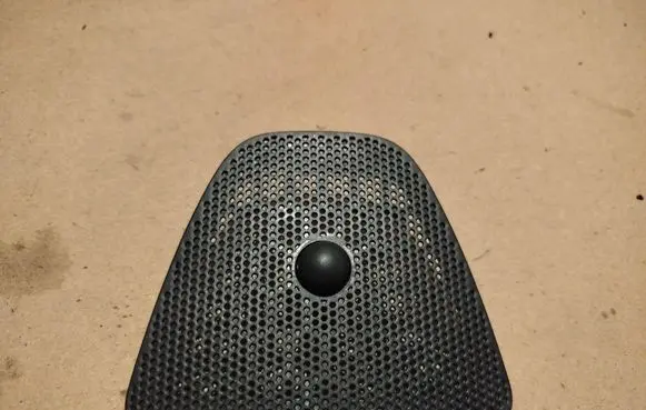 Opel Corsa D Dash center speaker trim cover 13205175 460029937