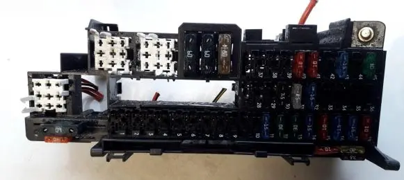 Mercedes-Benz A W168 Fuse box set A1685462143