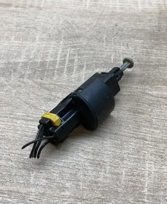 Opel Astra G Brake pedal sensor switch 09132299 09175172 09175185