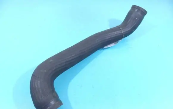 Toyota Avensis T270 Intercooler hose/pipe 17343-0X010-B IMPRK1291883