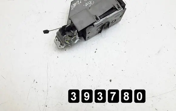 Volkswagen Fox Front door lock