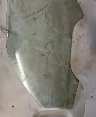 Ford Ranger Front door window glass four-door