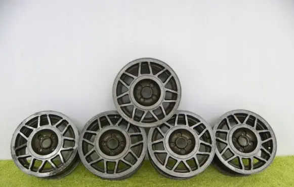 Volkswagen Golf II R14 alloy rim 