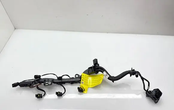 BMW 1 F40 Fuel injector wires 8678975 E1N48A BM4B05419