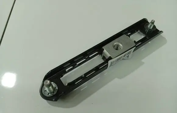 Opel Vectra C Seat belt adjustment rail 