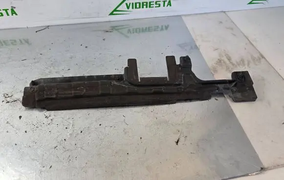 Ford Transit - Tourneo Connect Intercooler air guide/duct channel 8A211 KT1B8A211DA