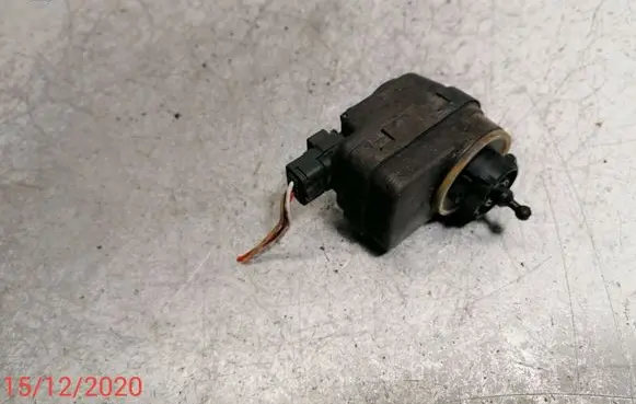 Peugeot 206 Headlight level adjustment motor 