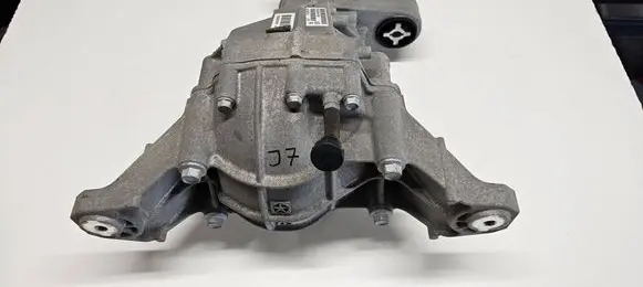 Jeep Grand Cherokee WL Rear differential P68378937AB 68378937AB