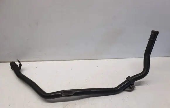 Volkswagen PASSAT CC Engine coolant pipe/hose 5N0121070F
