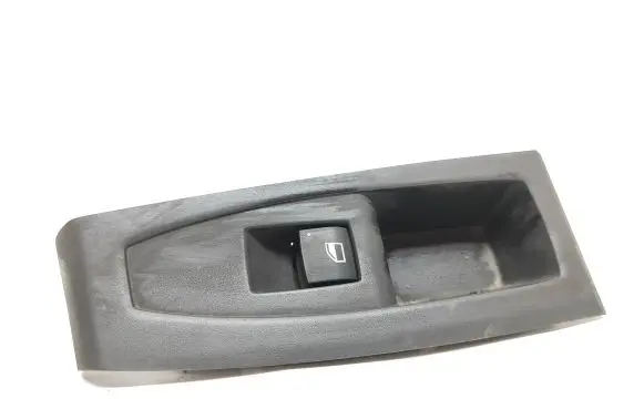 BMW 2 F46 Electric window control switch 9208107 L2A00948 270516